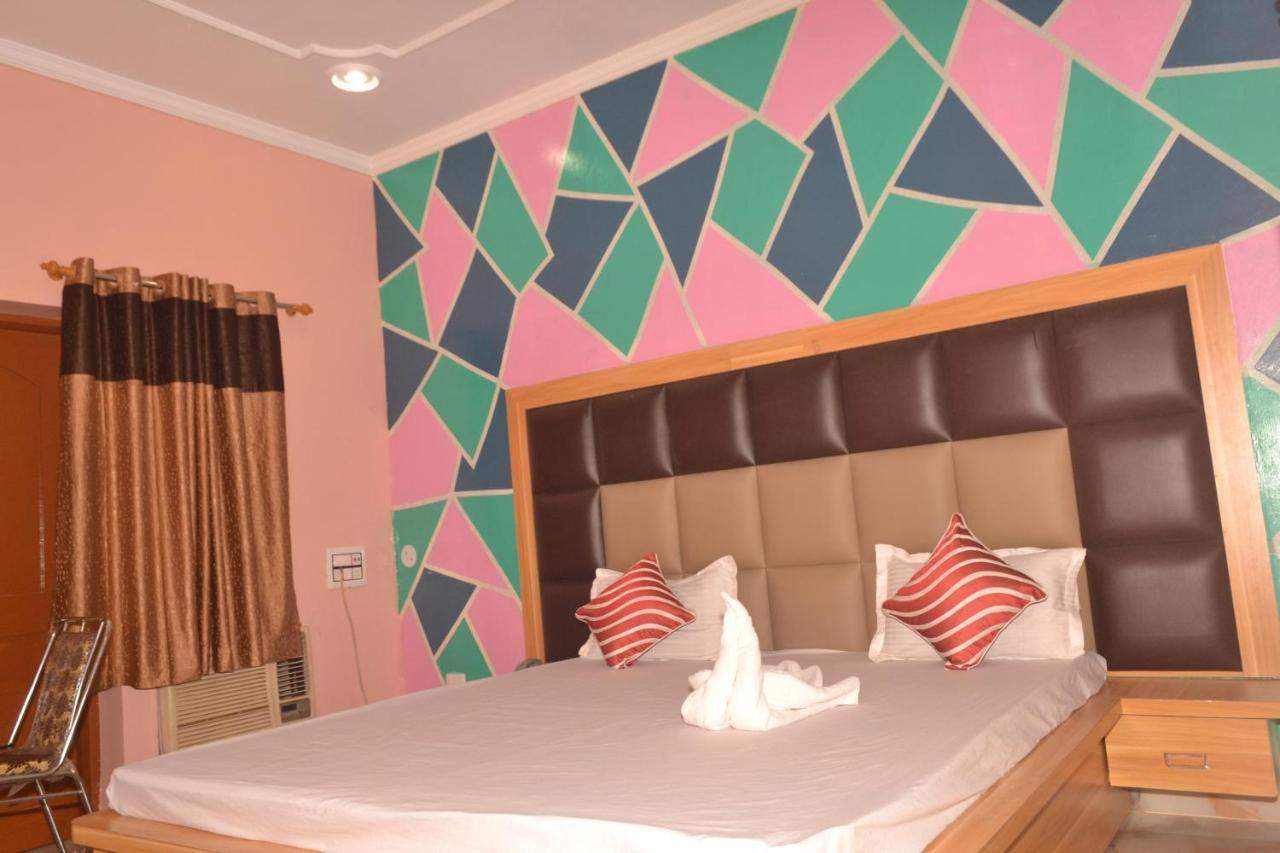 Hotel Golden Palace Kendrapara ภายนอก รูปภาพ